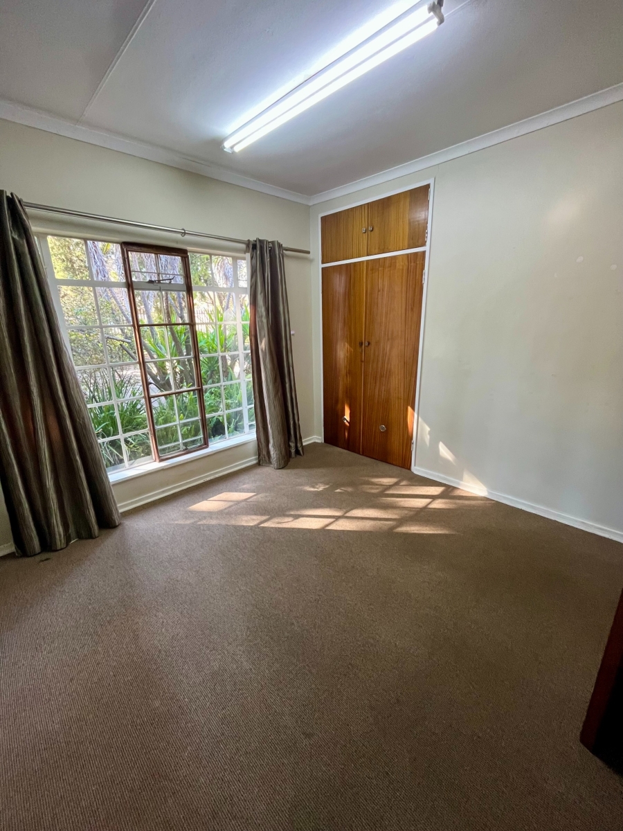 4 Bedroom Property for Sale in Flamwood North West